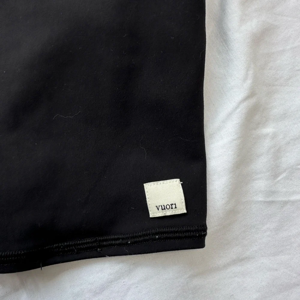 Vuori Tank Top in Size L - Picture 2 of 4